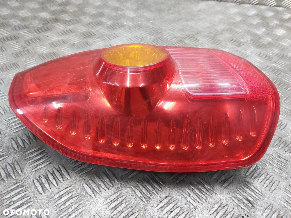 LAMPA LEWY TYŁ MITSUBISHI SPACE STAR I LIFT MR913173 - 2