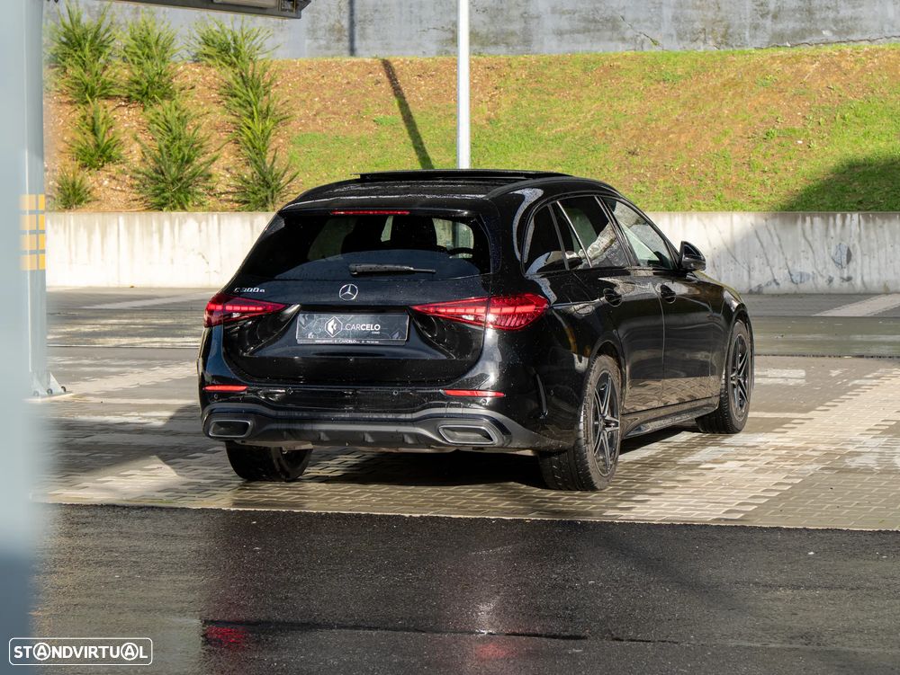 Mercedes-Benz C 300 e AMG Line - 4