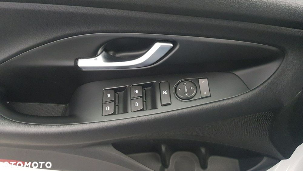 Hyundai i30 - 18