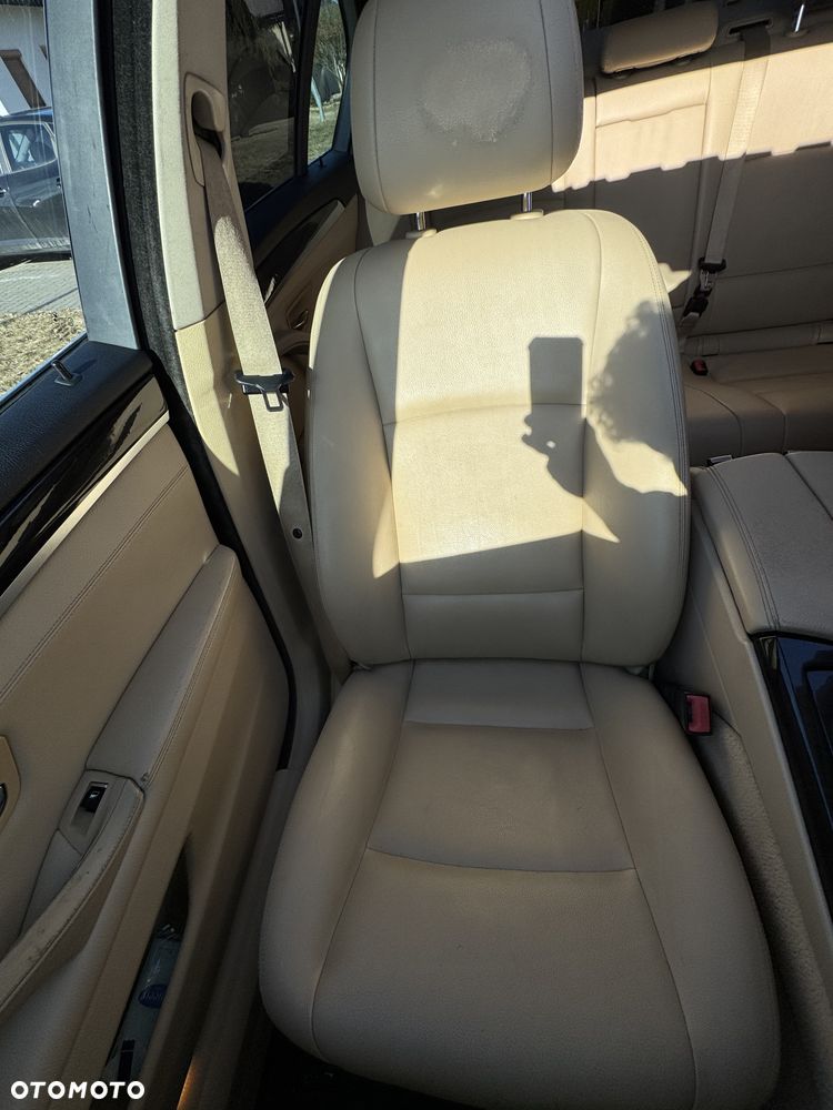 BMW Seria 5 530d - 24