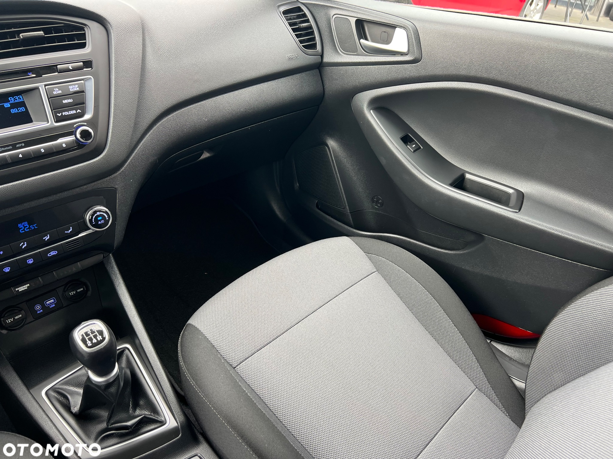 Hyundai i20 blue 1.2 Style - 20