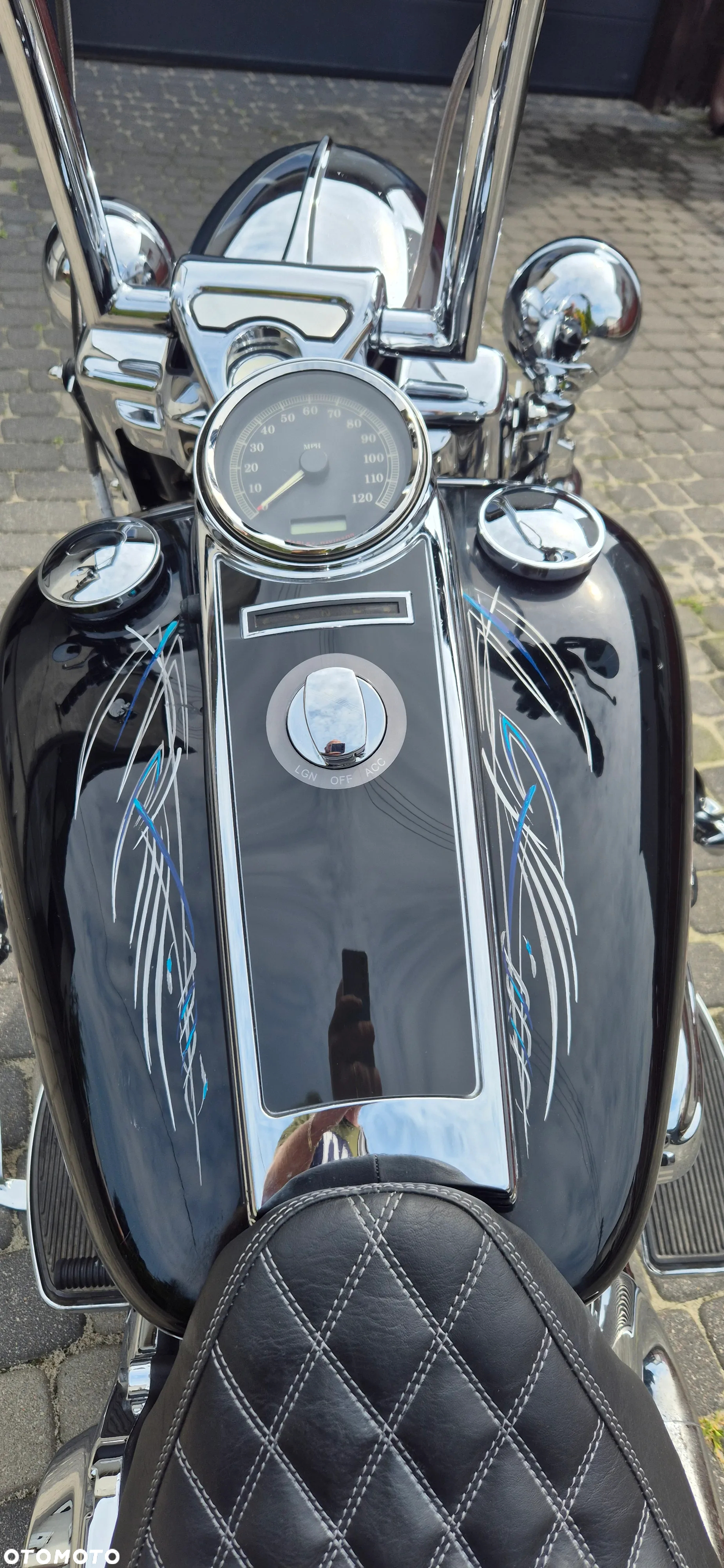 Harley-Davidson Touring Road King - 11