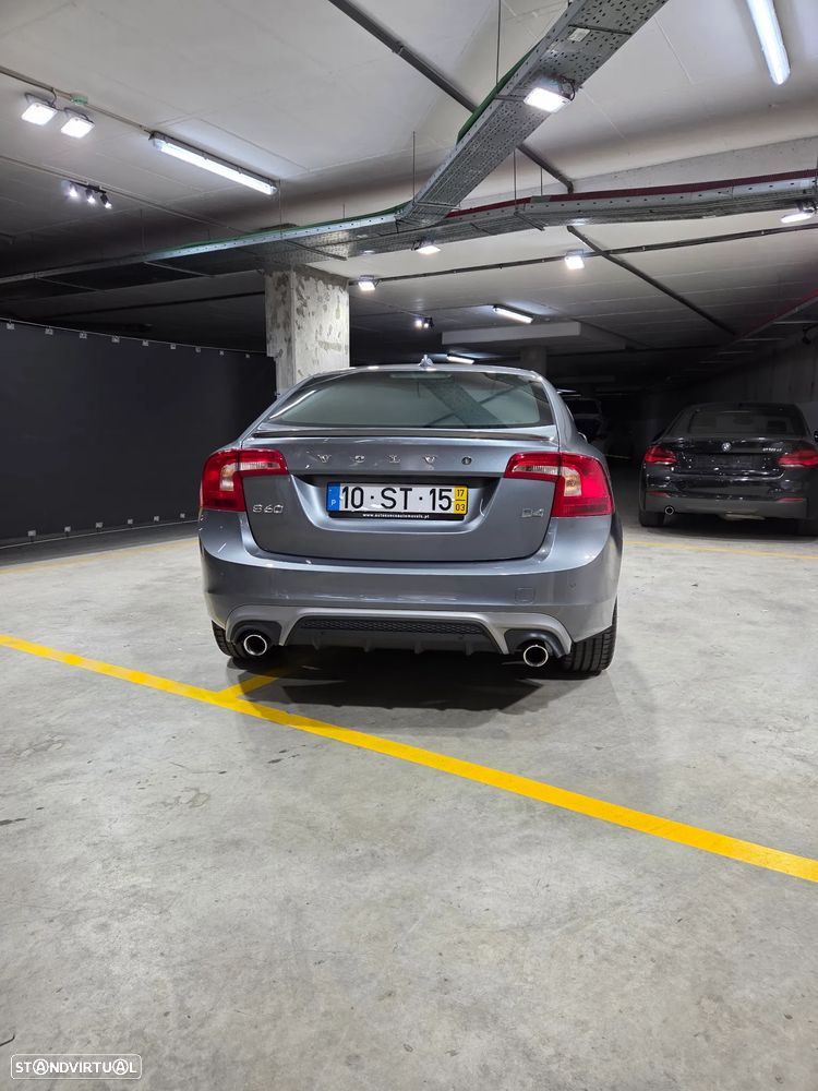 Volvo S60 2.0 D4 R-Design Momentum Geartronic - 5