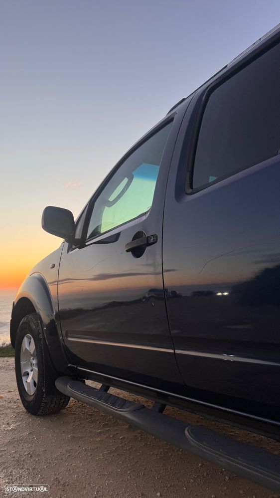 Nissan Navara 2.5 dCi CD LE IT - 9