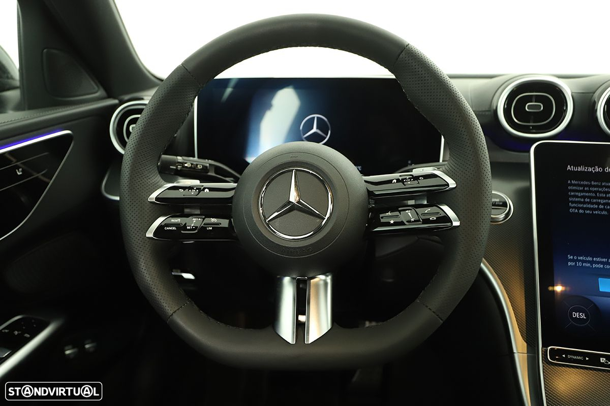 Mercedes-Benz C 300 e AMG Line - 18