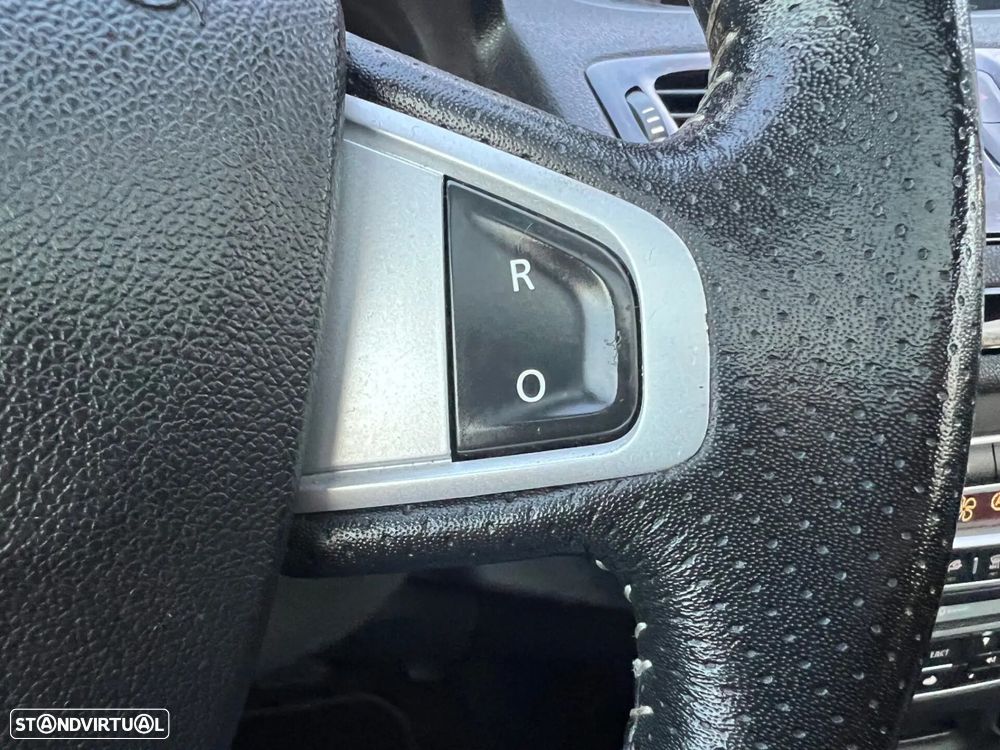 Renault Mégane Coupe 1.5 dCi Bose Edition SS - 18