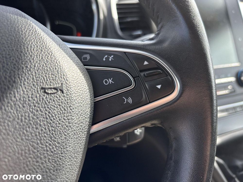 Renault Scenic - 25