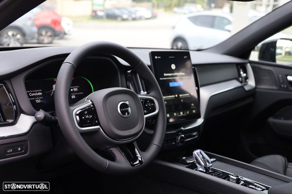 Volvo XC 60 2.0 T6 PHEV Black Edition AWD - 17