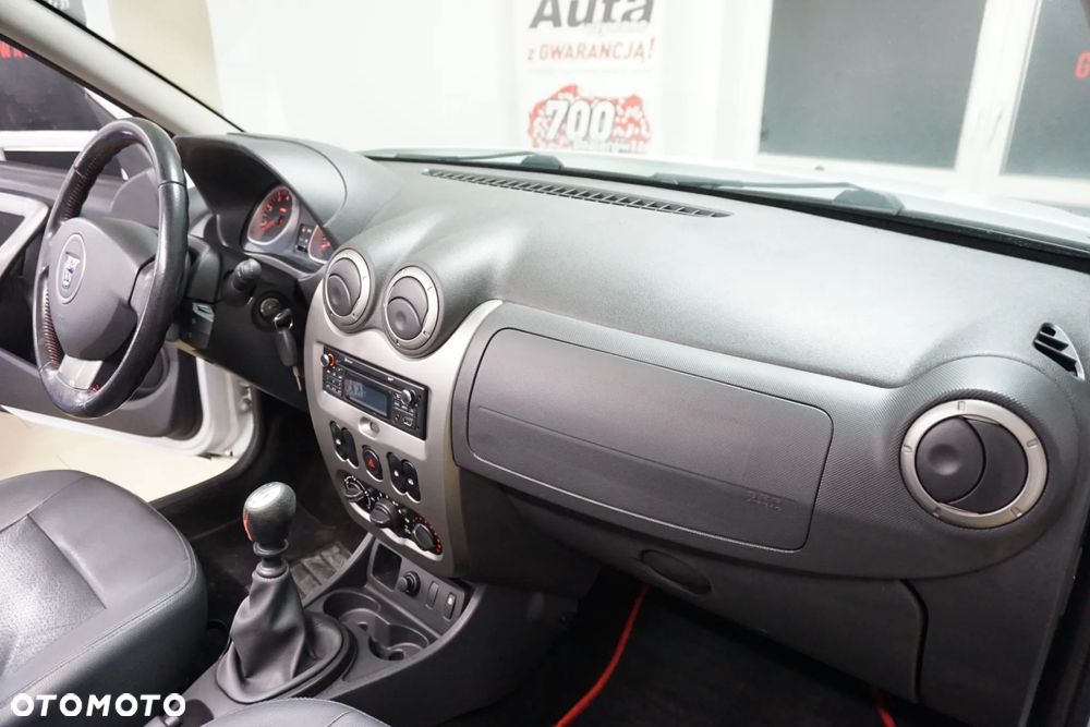 Dacia Duster dCi 110 FAP 4x2 Laureate - 18