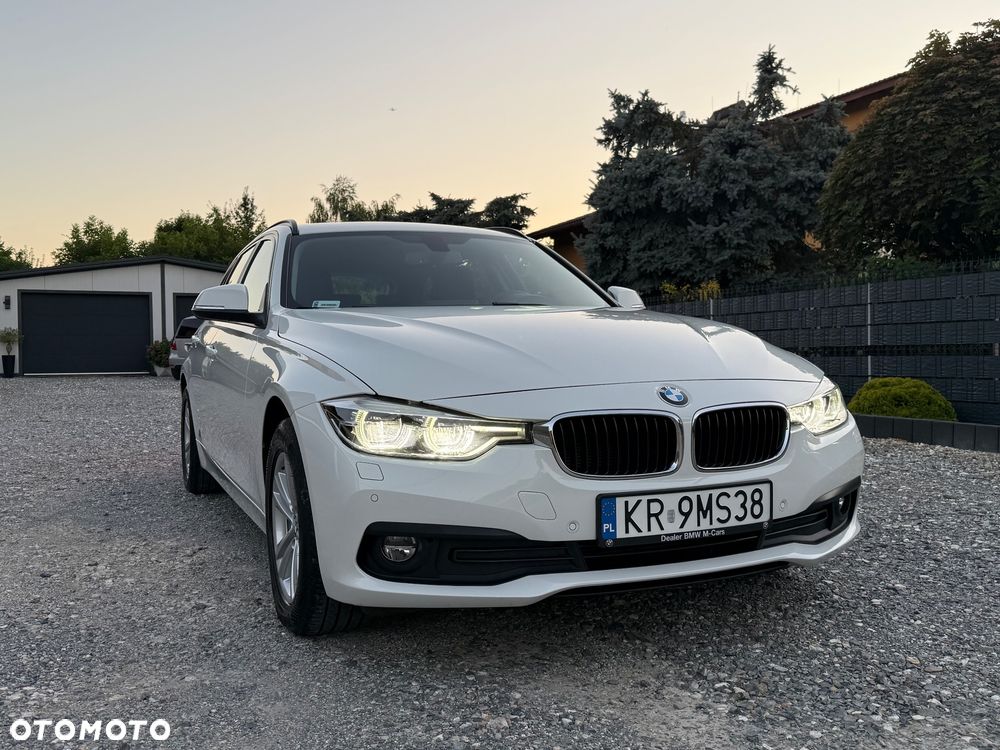 BMW Seria 3 320d xDrive - 2