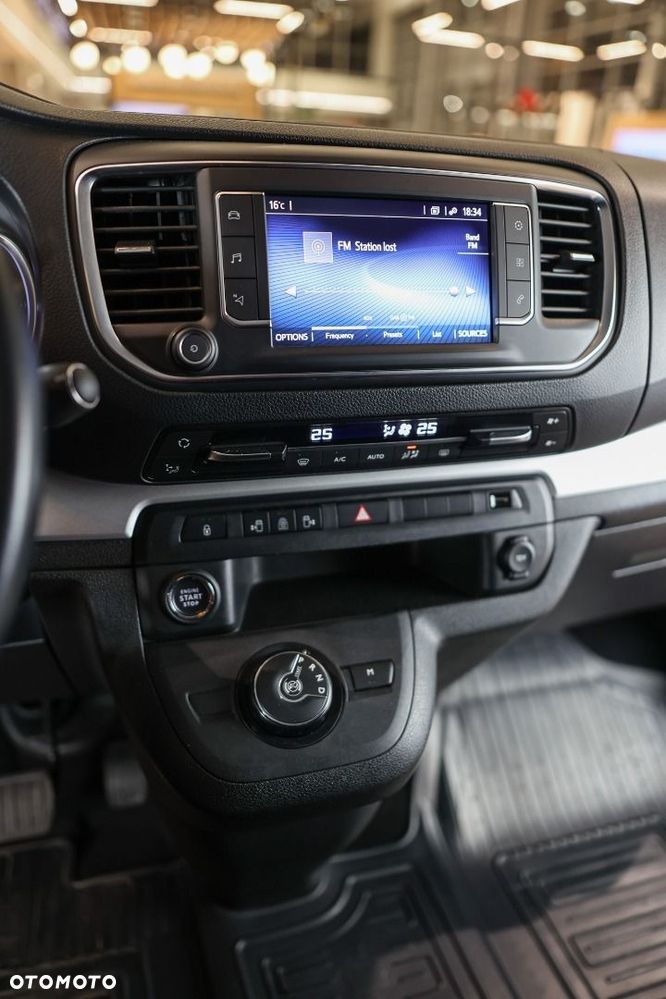 Toyota Proace Verso - 19