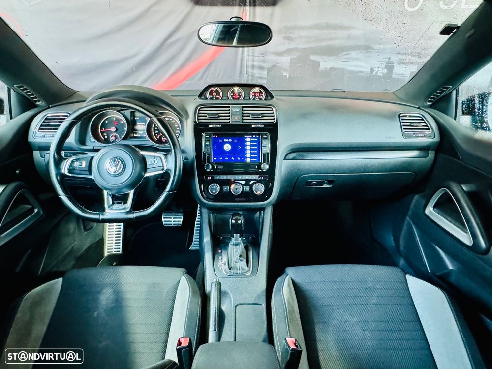 VW Scirocco 2.0 TDI Sport DSG - 9