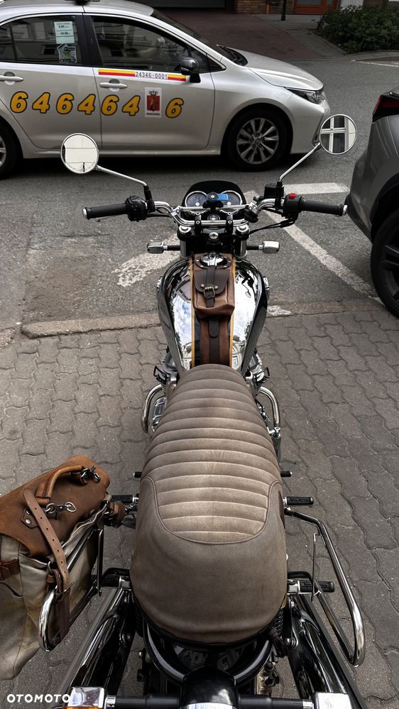 Royal Enfield Interceptor - 7