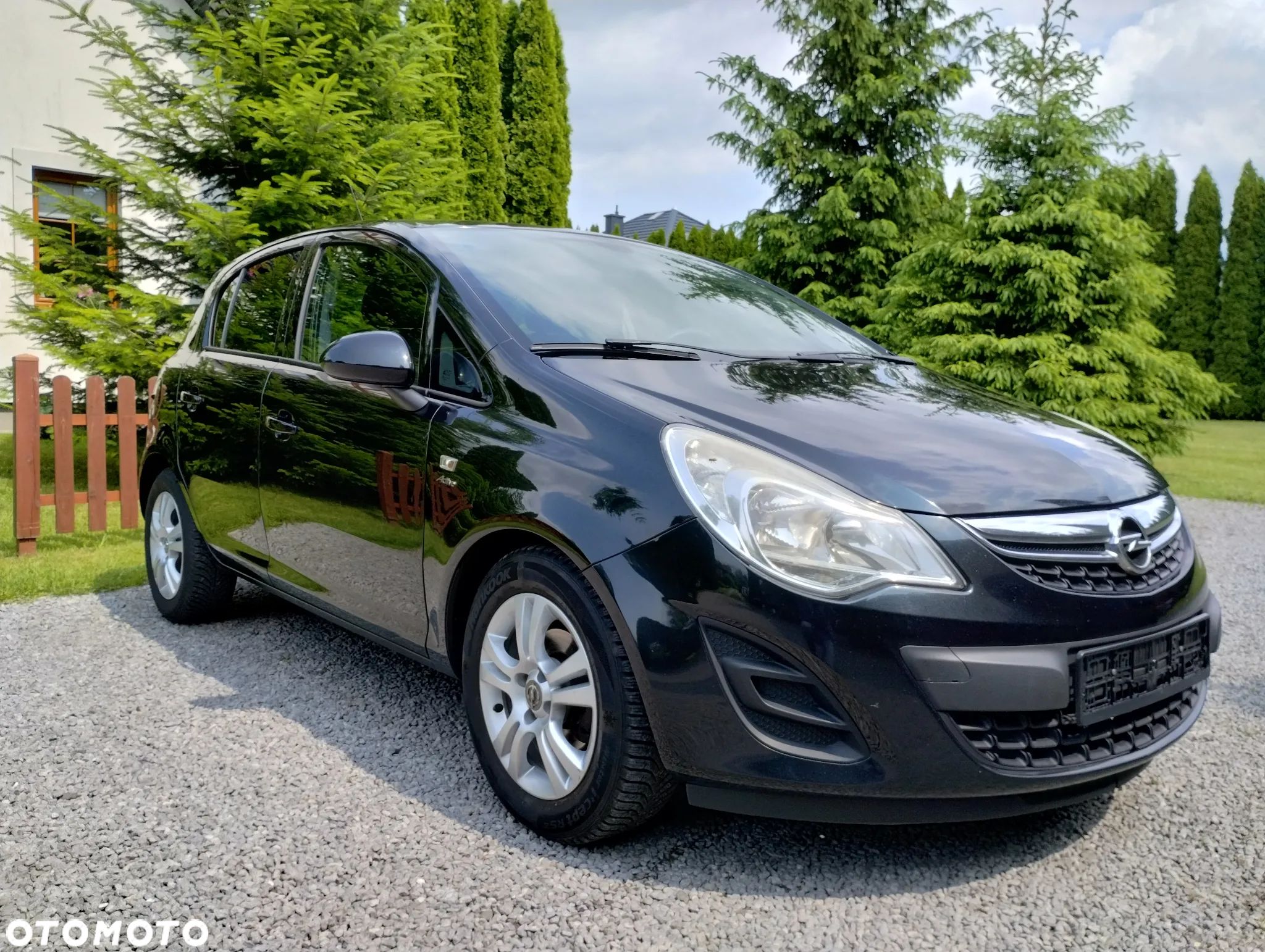 Opel Corsa 1.4 16V Active - 1