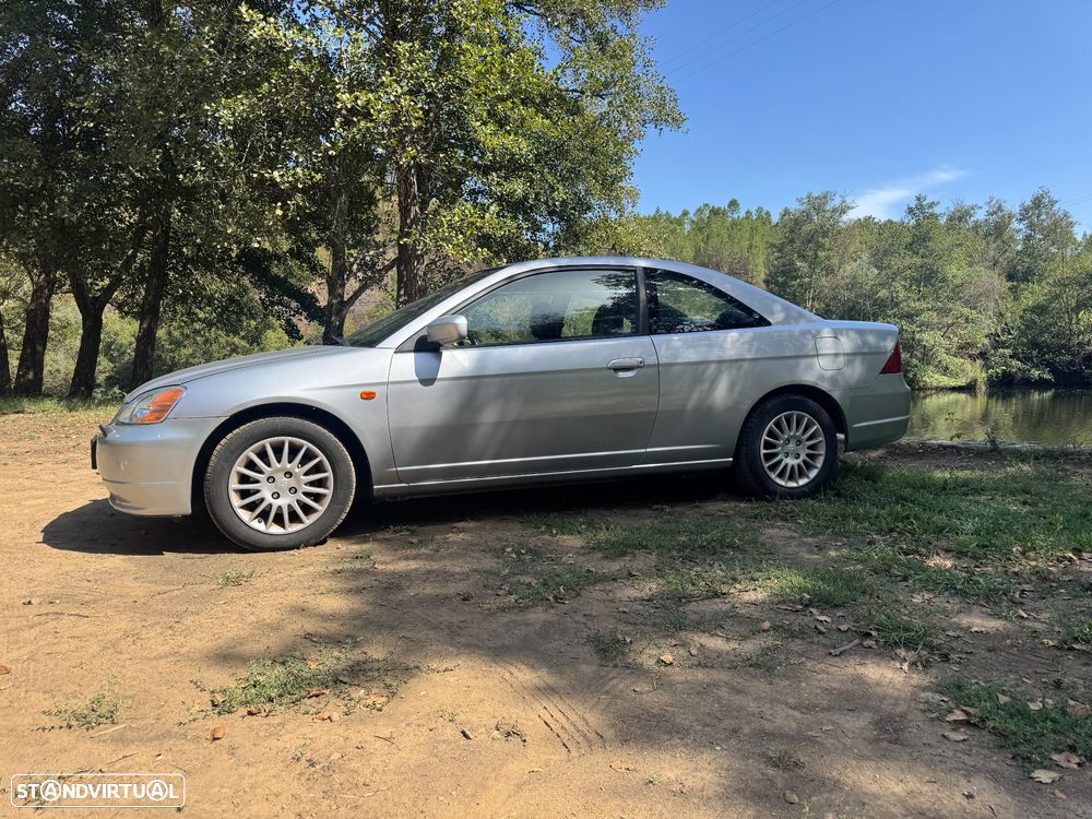 Honda Civic 1.7 ES - 2