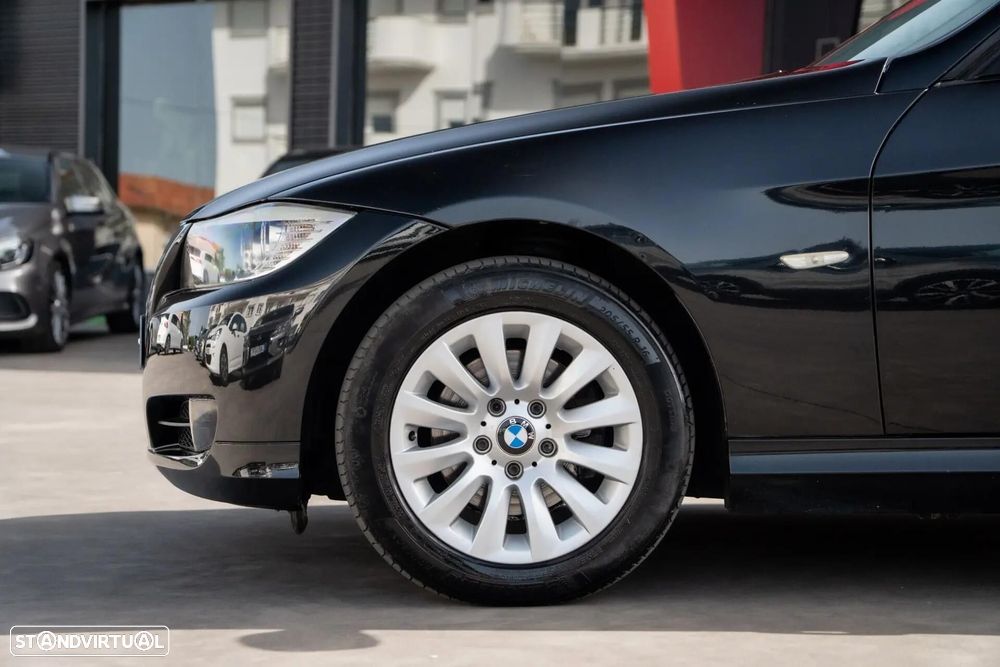 BMW 318 d Line Sport - 7