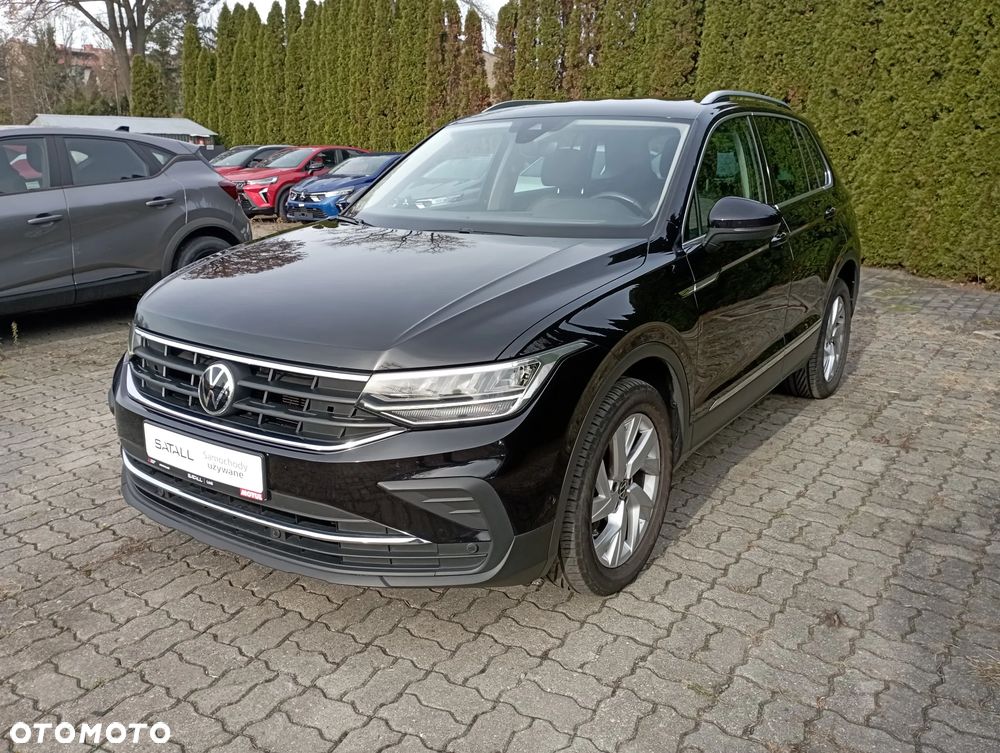 Volkswagen Tiguan - 2