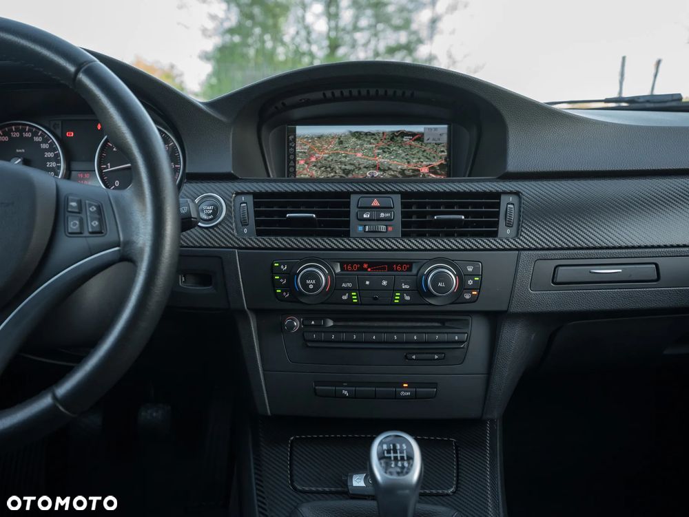BMW Seria 3 318i Edition Lifestyle - 25
