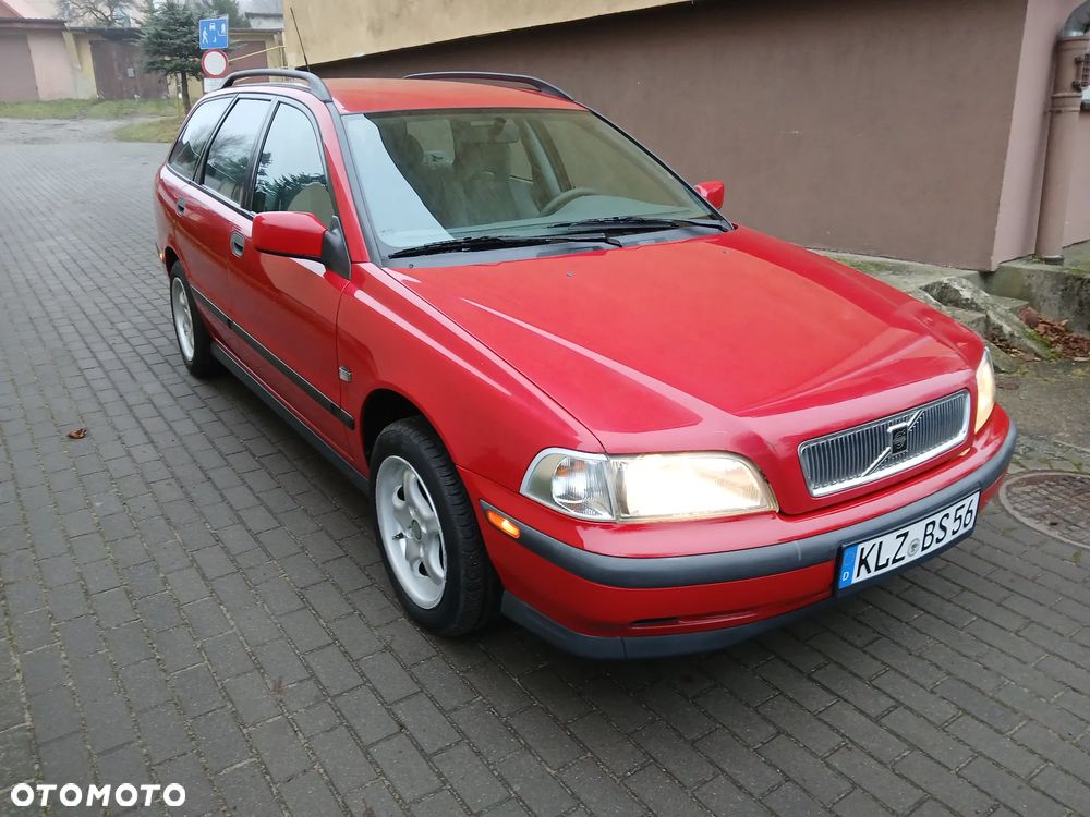 Volvo V40 - 1