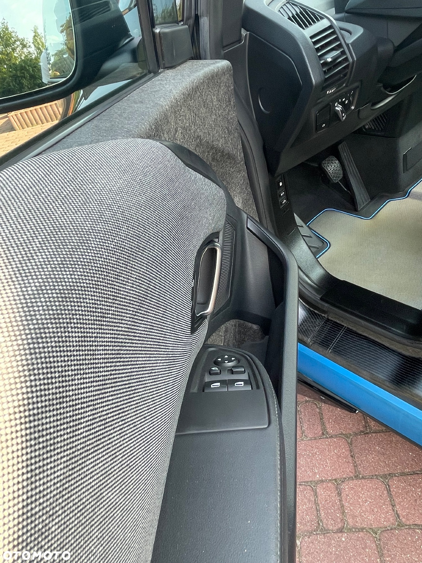 BMW i3 (Range Extender) - 11