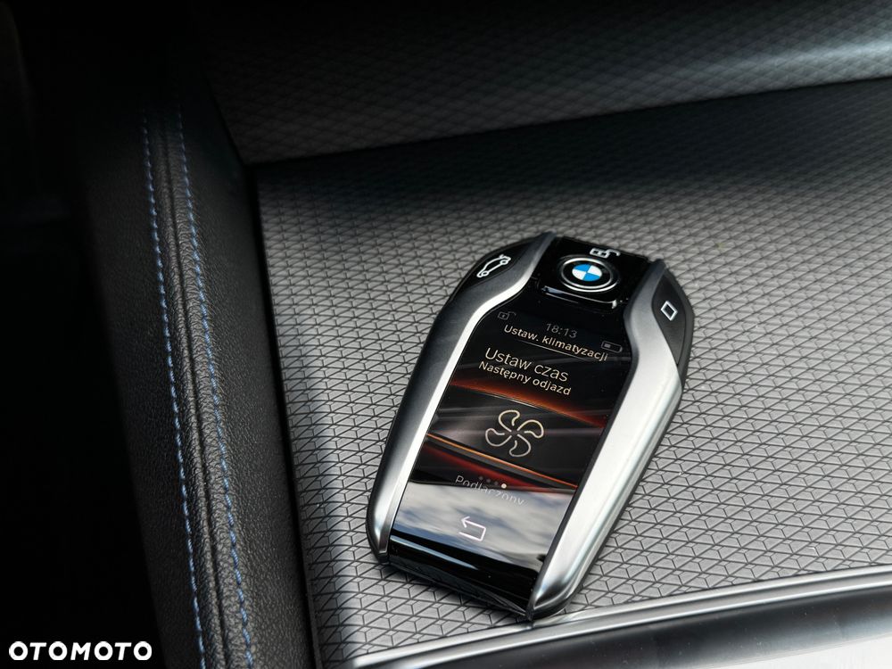 BMW Seria 5 520d xDrive M Sport sport - 39