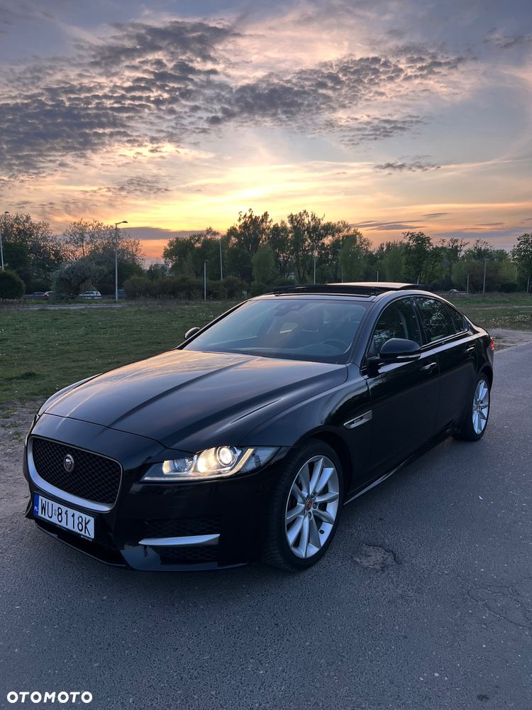 Jaguar XF 20d AWD R-Sport - 1