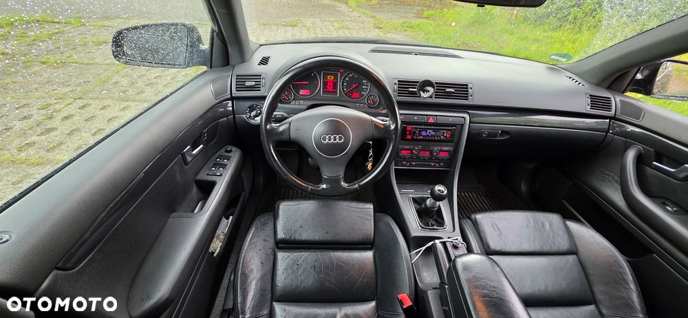 Audi A4 Avant 2.5 TDI - 18
