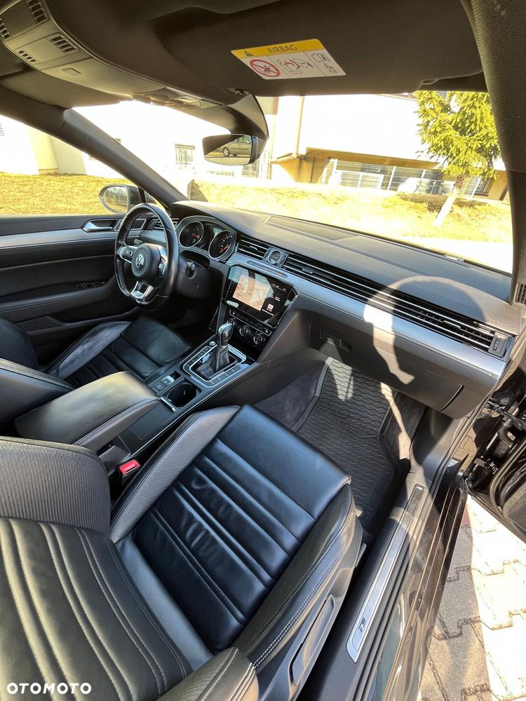 Volkswagen Passat - 23
