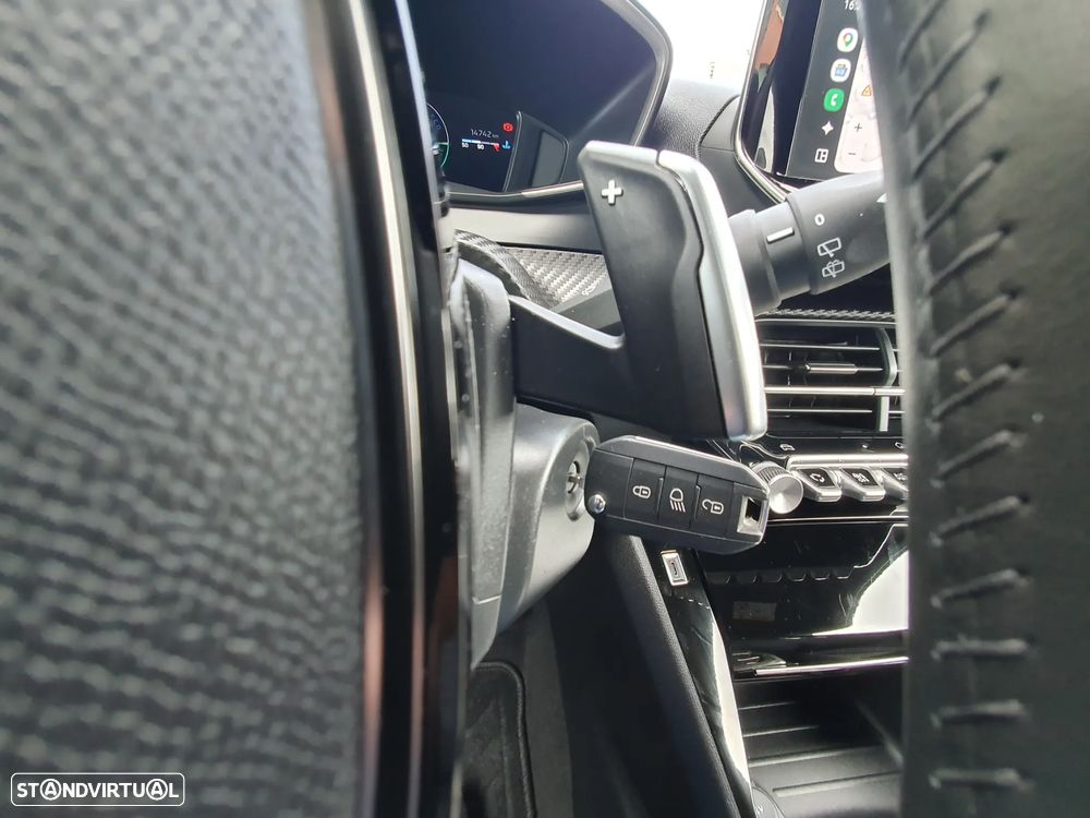 Peugeot 2008 Hybrid 145 e-DSC Allure - 36