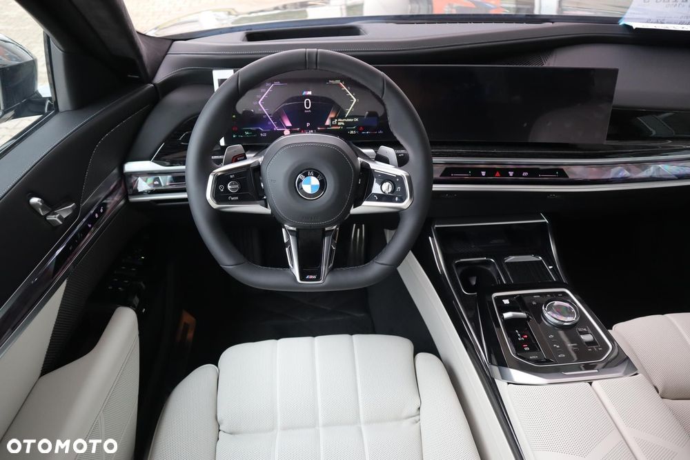 BMW Seria 7 - 23