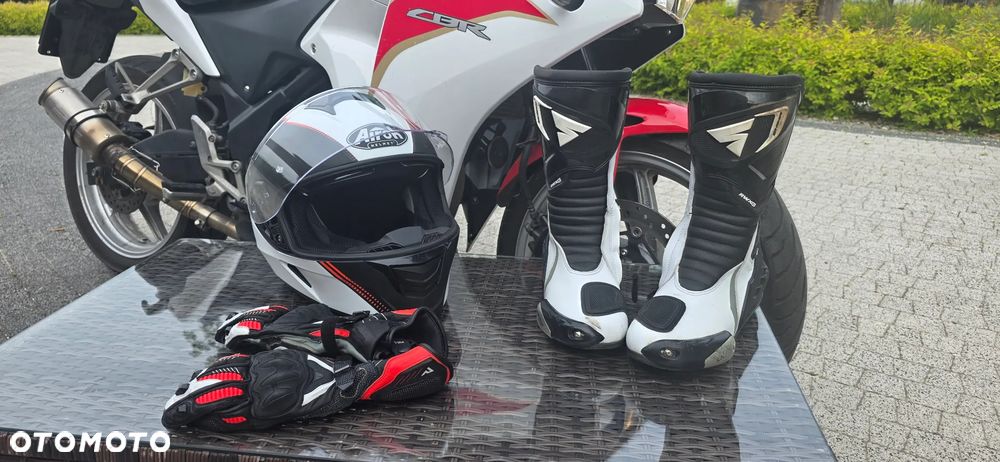 Honda CBR - 10