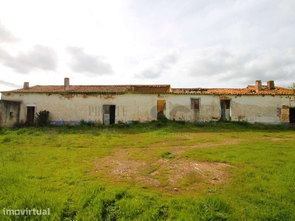 Herdade em Vila Nova de São Bento - Serpa com mais de 100 hectares ...