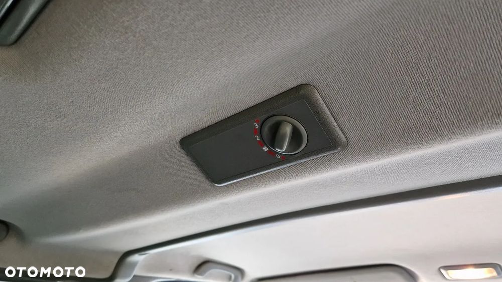 Opel Vivaro - 14