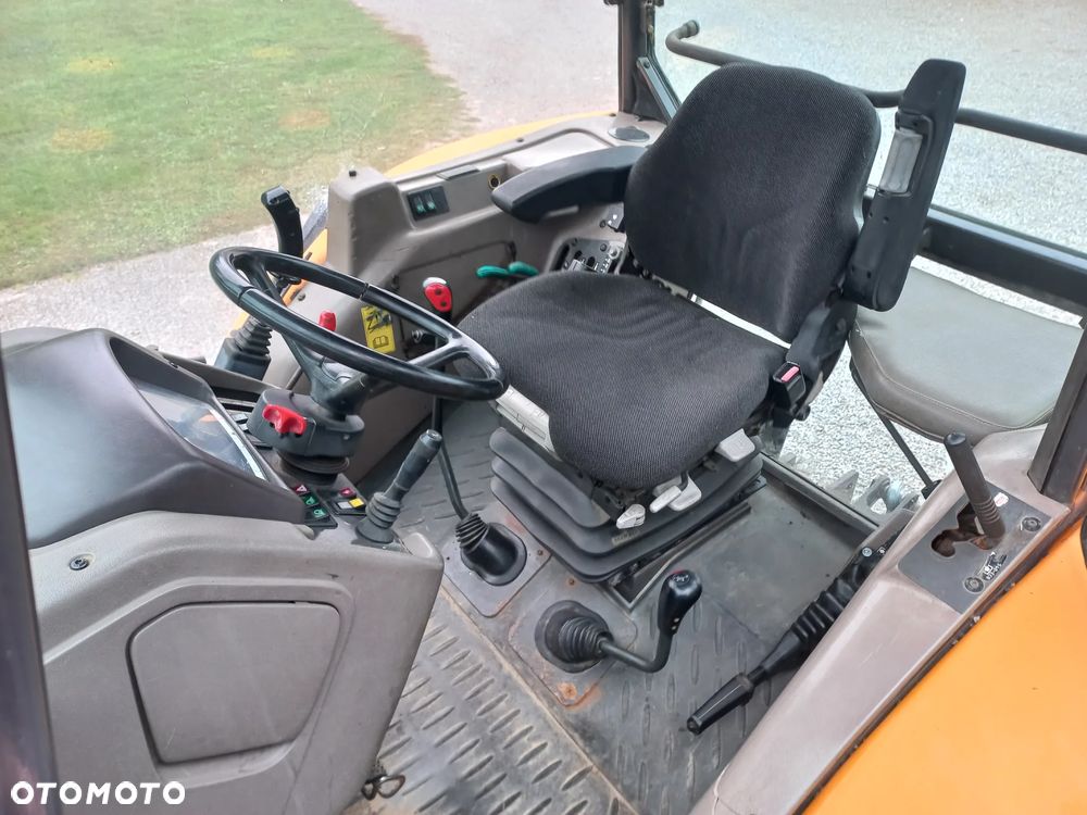 Massey Ferguson Claas - 6
