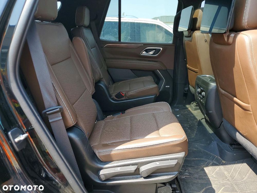 Chevrolet Tahoe - 8