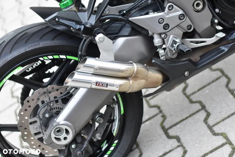Kawasaki Z - 12