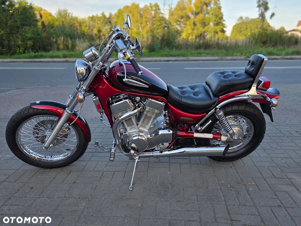 Suzuki Intruder - 28