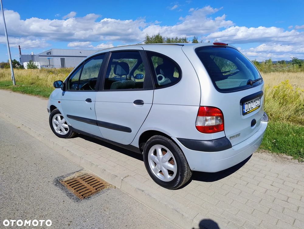 Renault Scenic 1.6 16V Privilege - 2