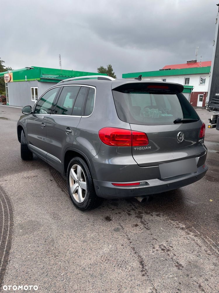 Volkswagen Tiguan - 4