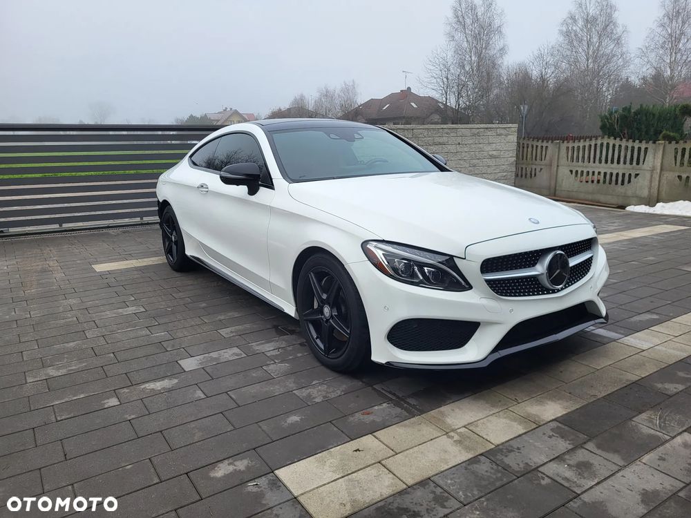 Mercedes-Benz Klasa C 300 4Matic 9G-TRONIC AMG Line Plus - 3