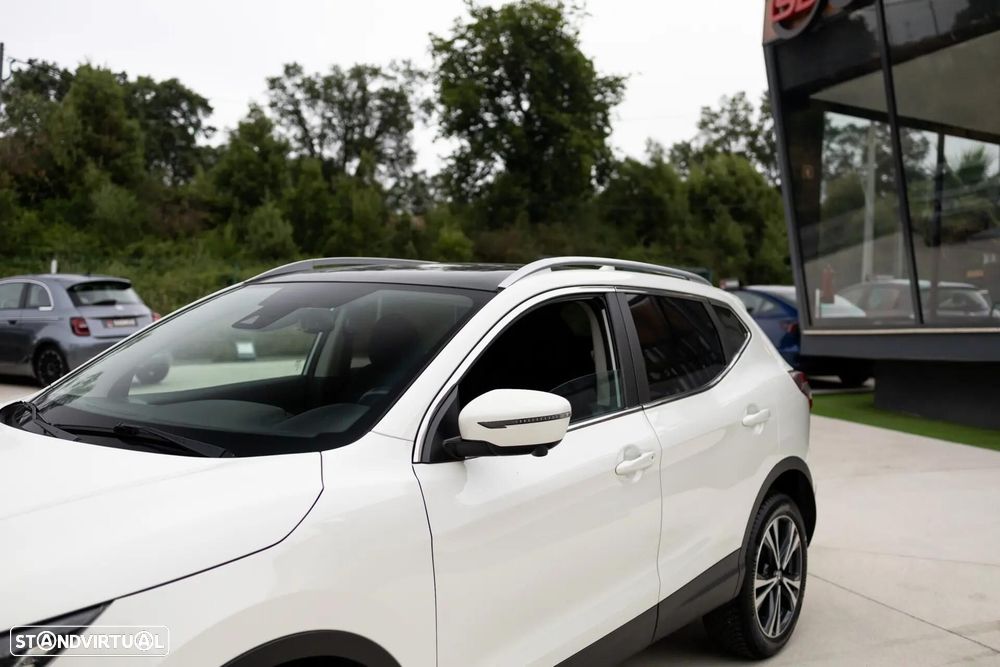 Nissan Qashqai 1.5 dCi N-Connecta DCT - 8