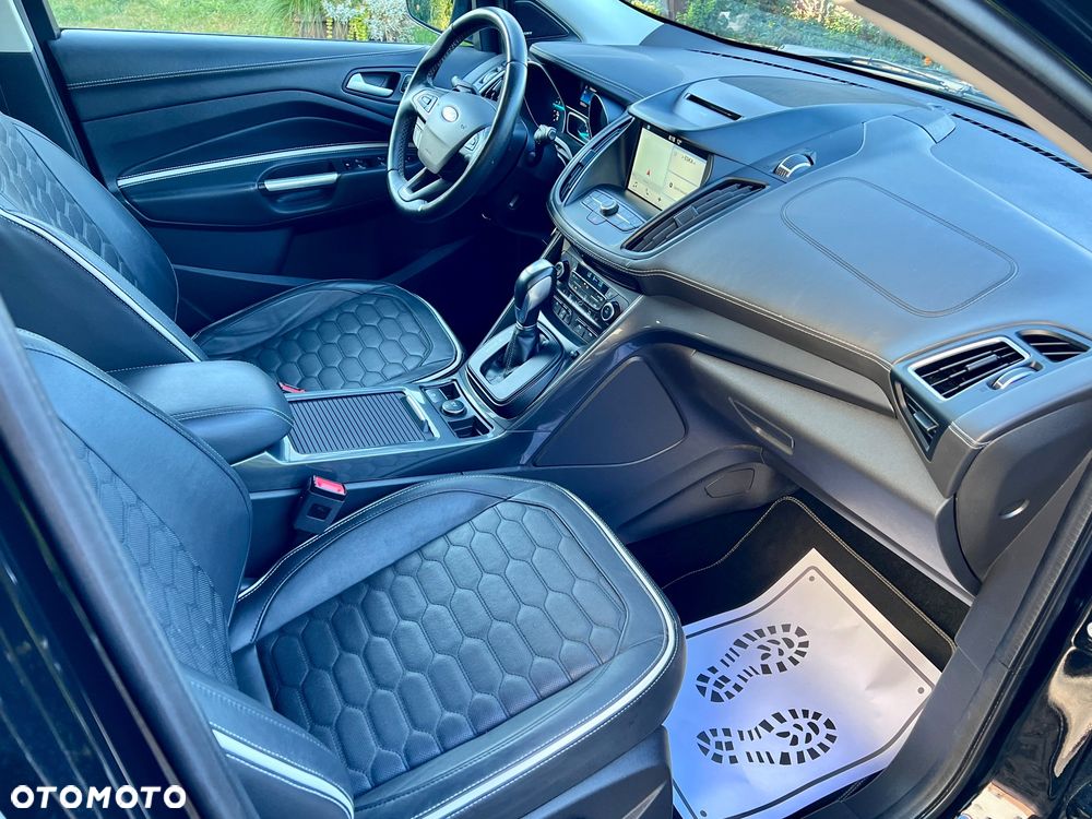 Ford Kuga 2.0 TDCi 4x4 Vignale - 30