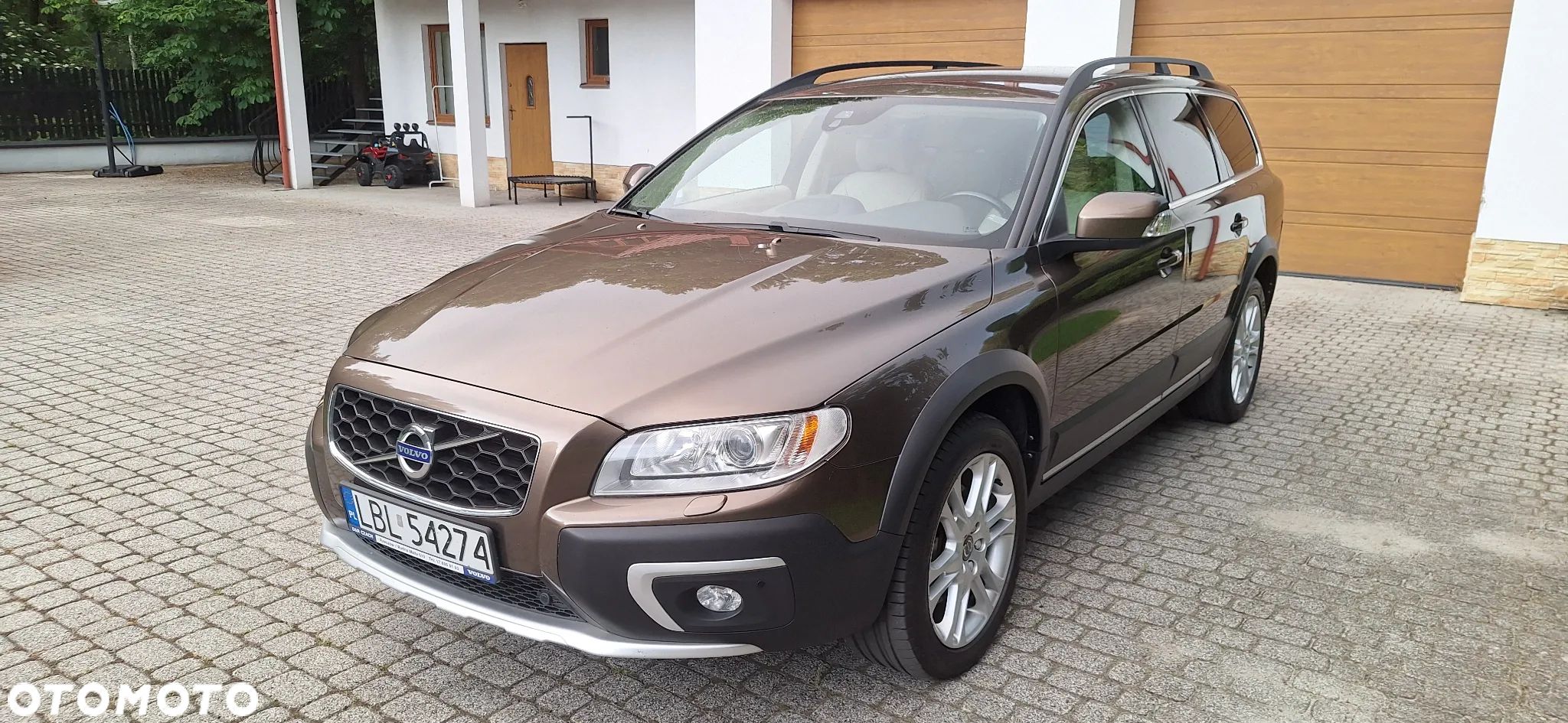 Volvo XC 70 D5 AWD Summum - 1