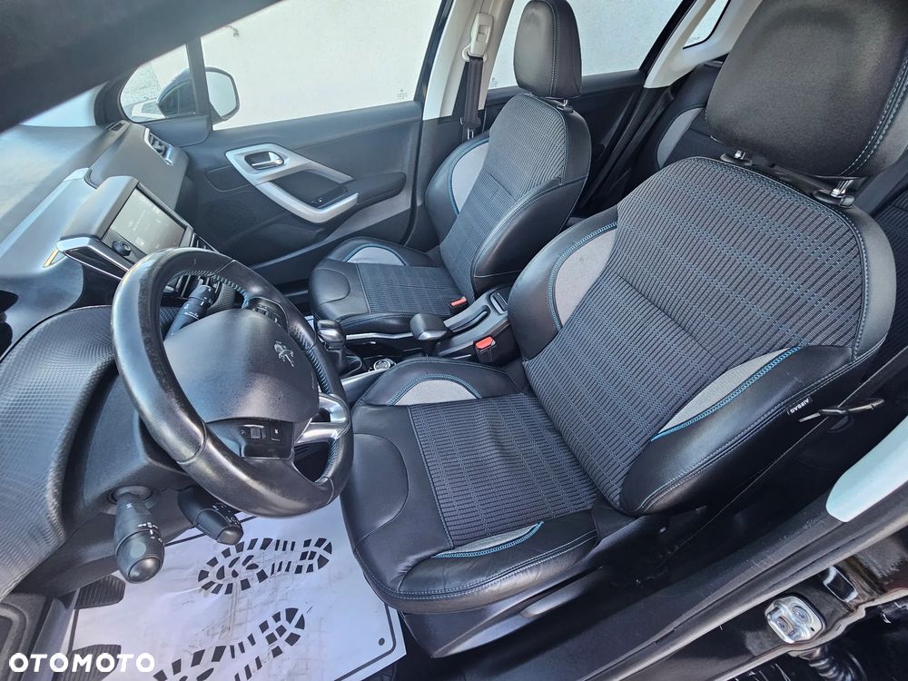 Peugeot 2008 1.6 BlueHDi Style - 9