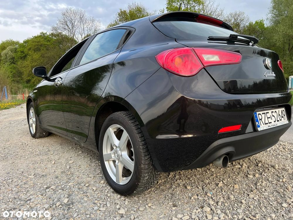 Alfa Romeo Giulietta 1.6 JTDM Veloce - 25