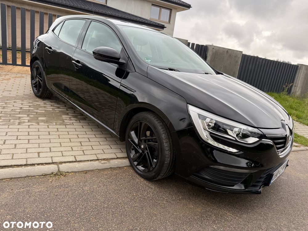 Renault Megane ENERGY TCe 130 Start & Stop Paris - 3