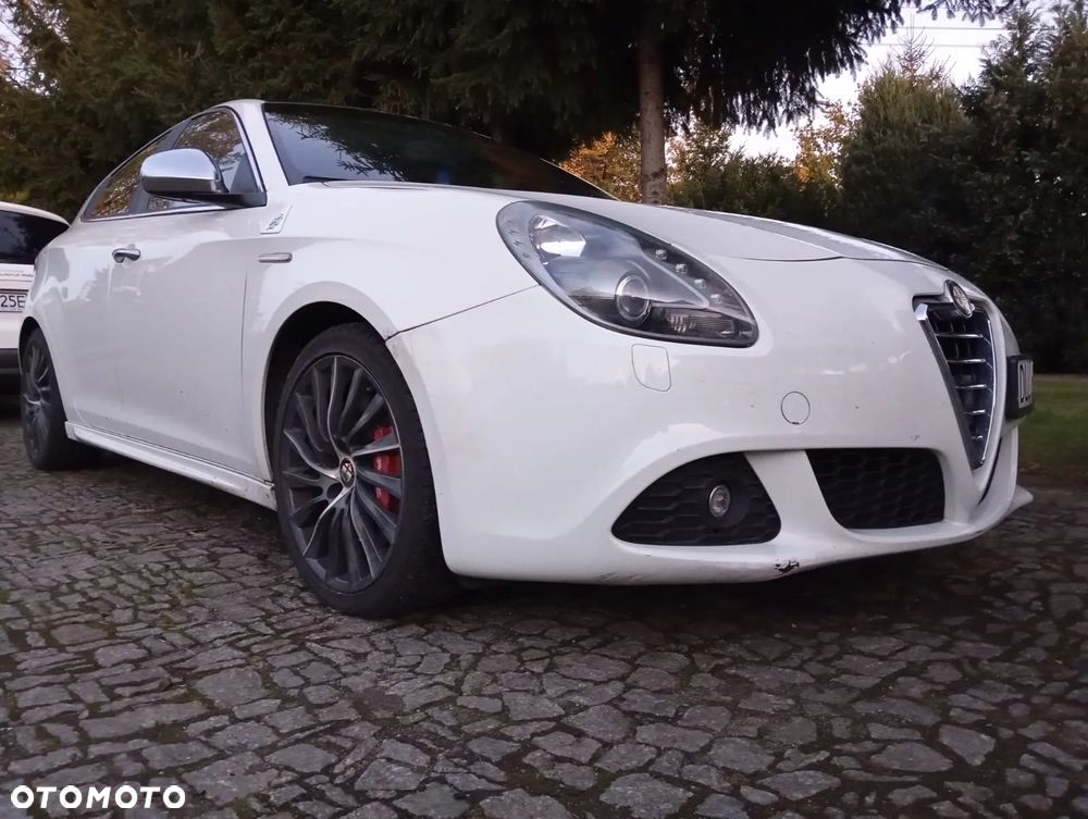 Alfa Romeo Giulietta 1750 TBi Quadrifoglio Verde - 1