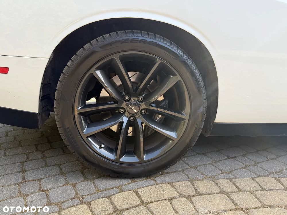 Dodge Challenger 6.4 Scat Pack - 15