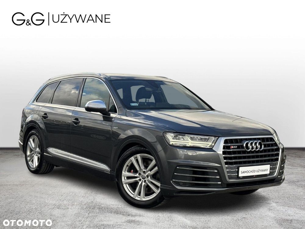 Audi SQ7 - 7