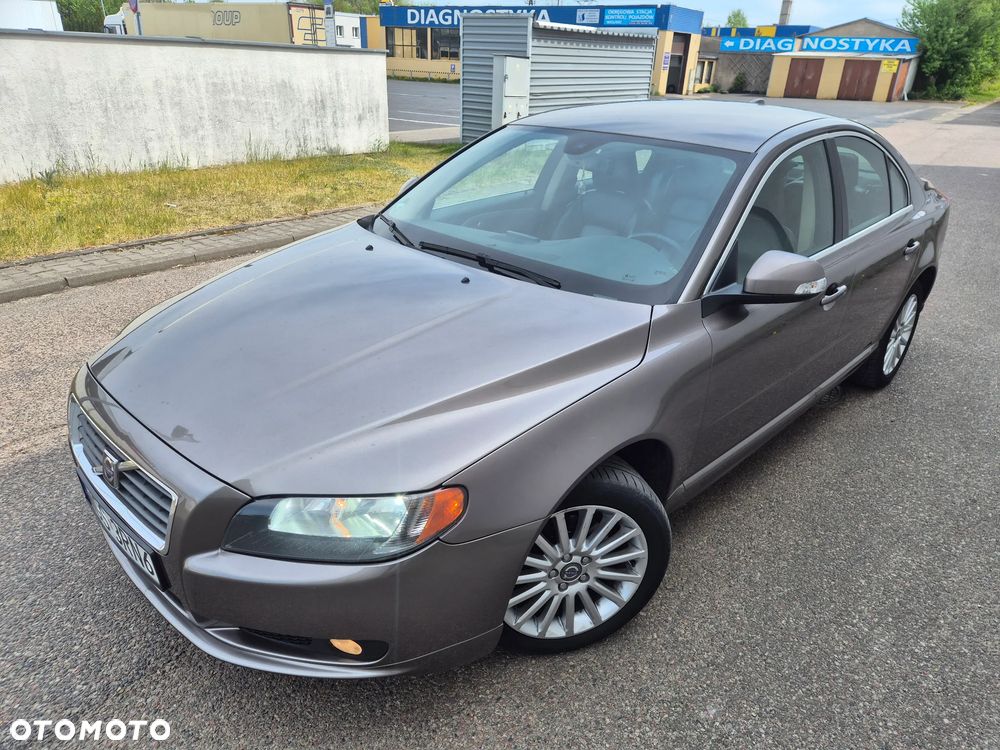 Volvo S80 2.4D Momentum - 1